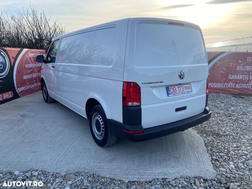 Volkswagen Transporter - 12