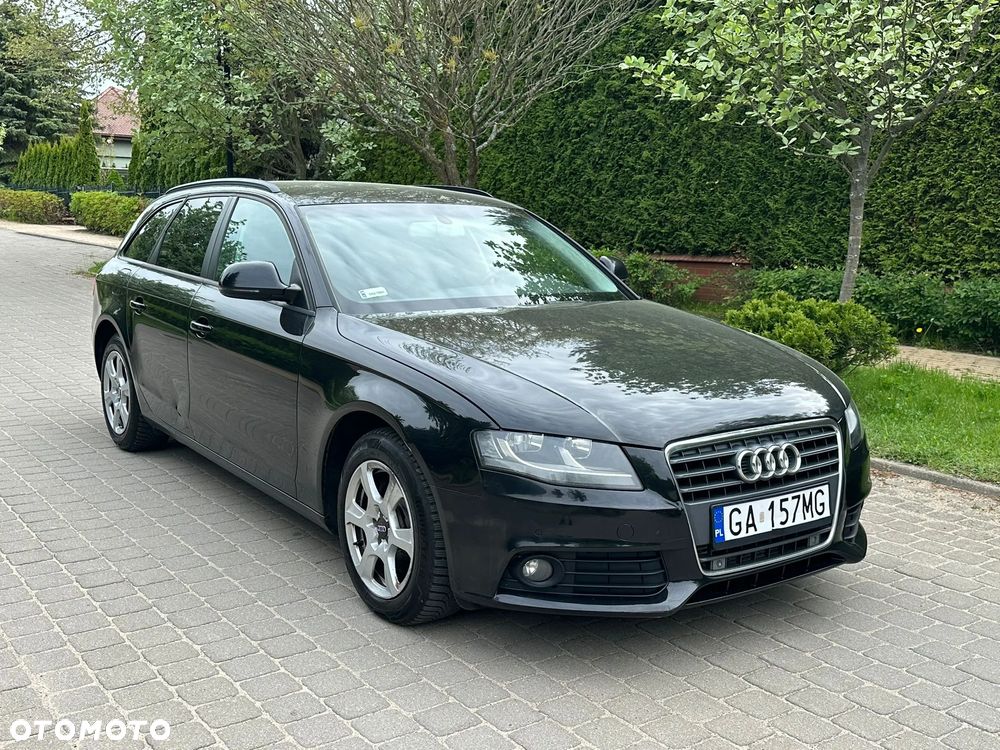 Audi A4 Avant - 1