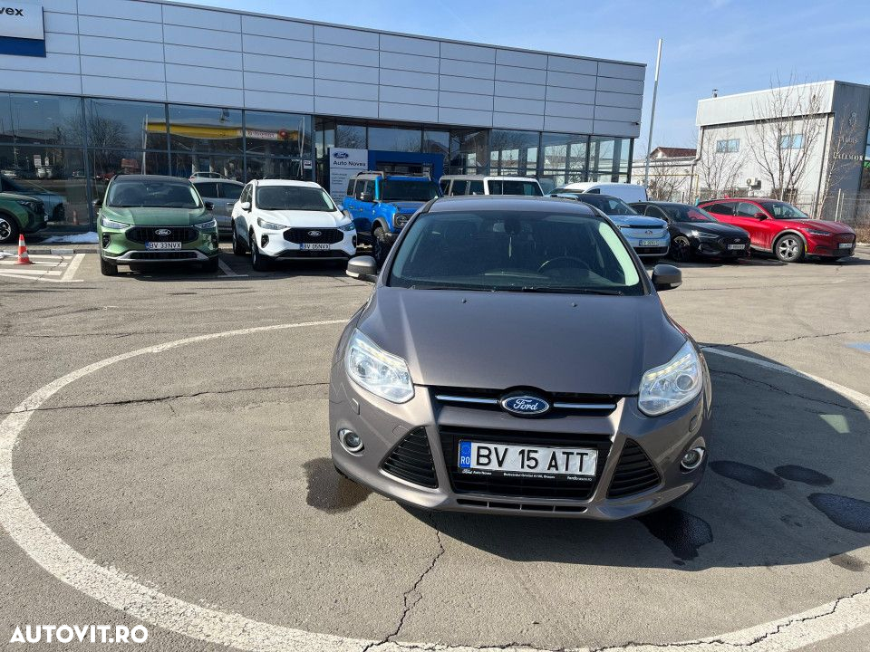 Ford Focus - 8