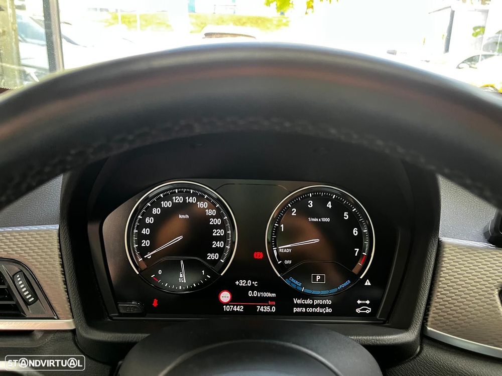 BMW X2 25 e xDrive Pack M - 17