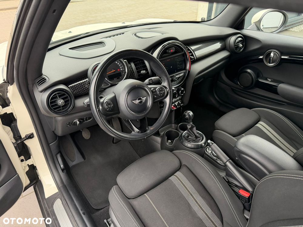 MINI Cooper S Sidewalk - 26