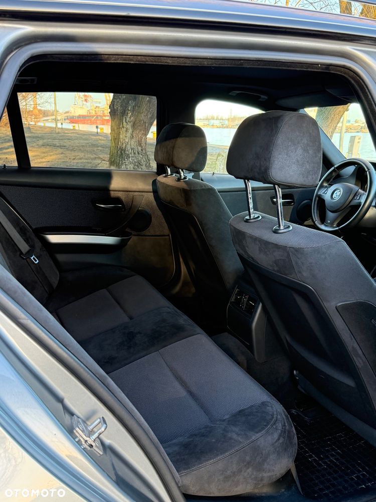 BMW Seria 3 320d - 12