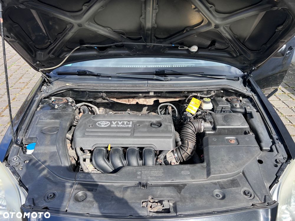 Toyota Avensis 1.8 VVT-i Sol - 25