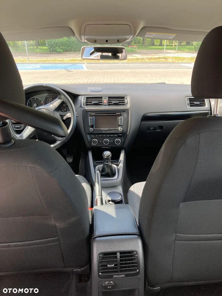 Volkswagen Jetta 1.2 TSI Comfortline - 9