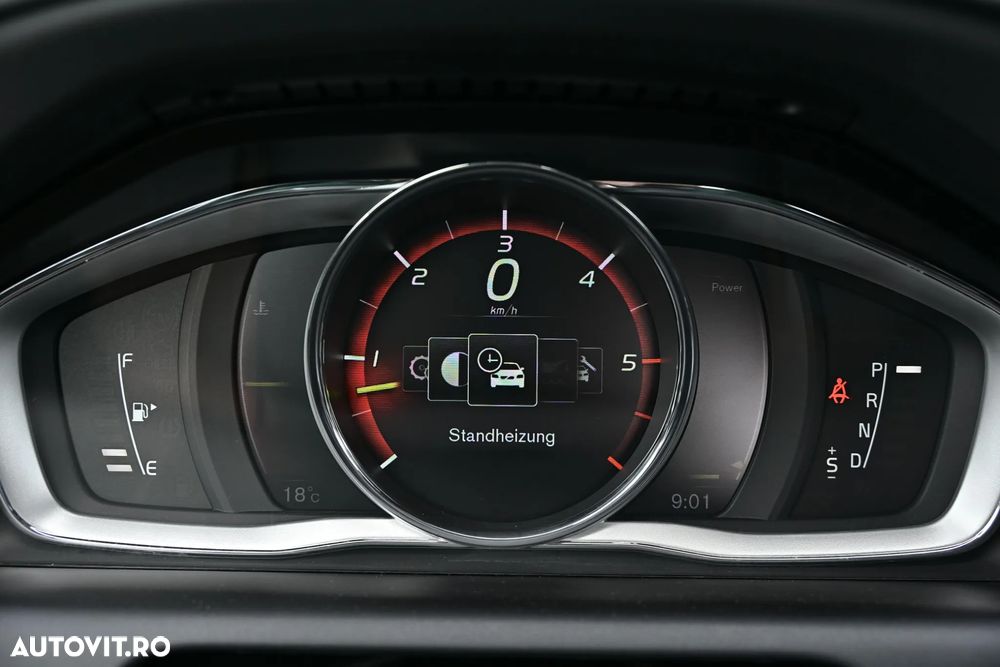Volvo XC 60 D5 AWD Geartronic Summum - 26