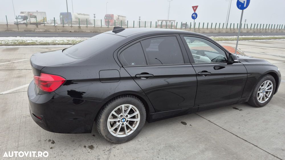 BMW Seria 3 318i Advantage - 4