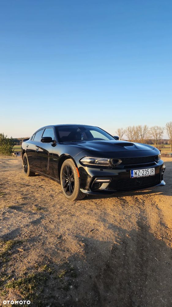 Dodge Charger 5.7 R/T - 1