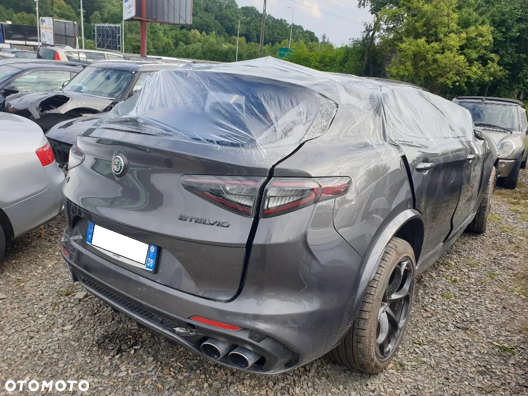 Alfa Romeo Stelvio 2.9 V6 Bi-Turbo Quadrifoglio Q4