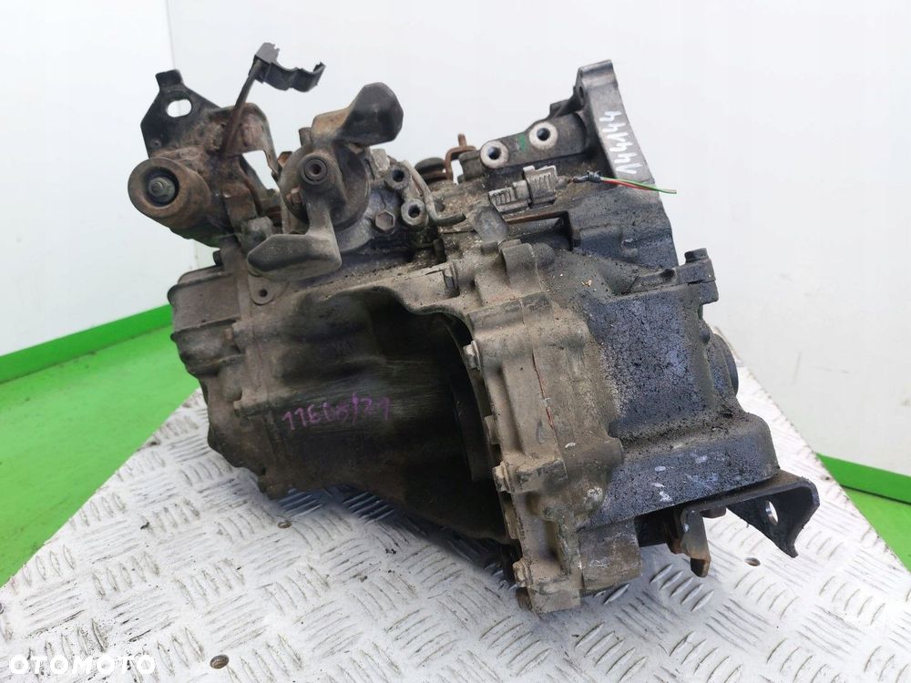 Skrzynia biegów Manualna Toyota Yaris  II 2005-2011 1.4 D4D 90KM S70502845 - 7