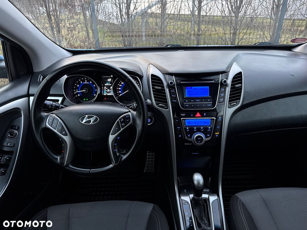 Hyundai i30 1.6 Automatik Style - 32