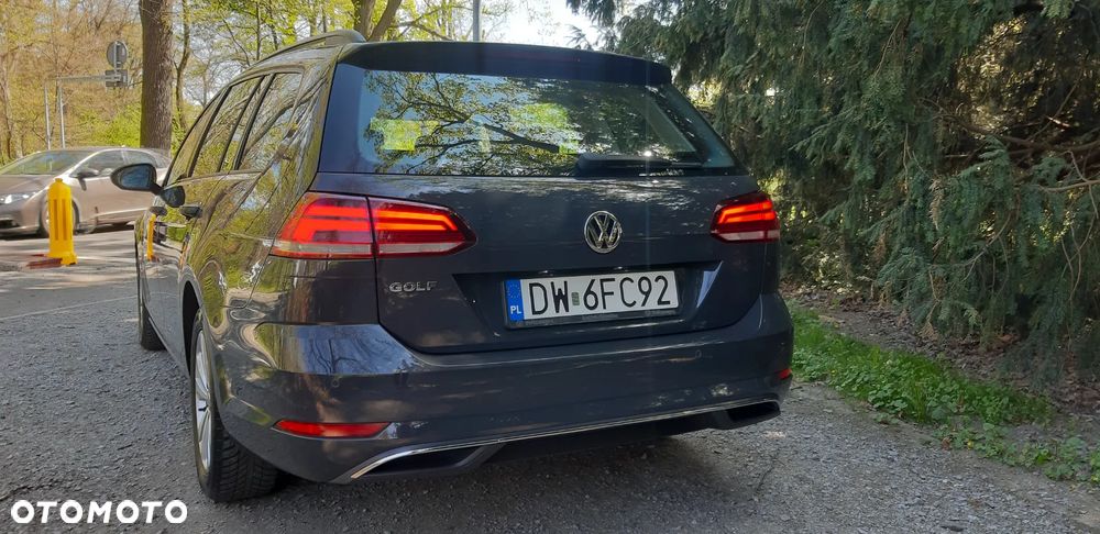 Volkswagen Golf - 8