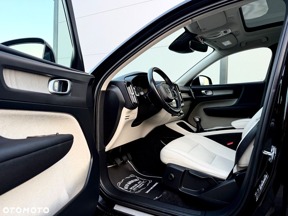 Volvo XC 40 D3 SCR Inscription - 23