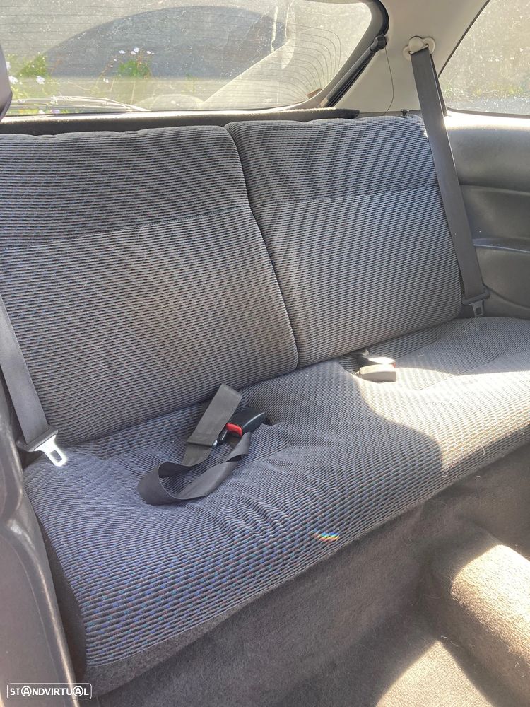 Honda Civic 1.4i S - 3