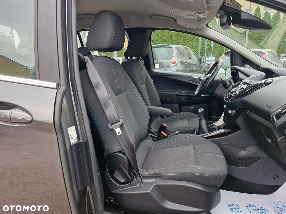 Ford B-MAX - 17
