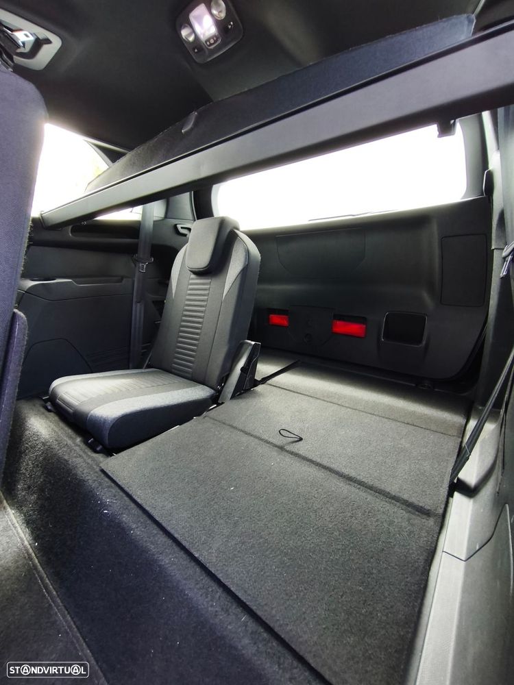 Peugeot 5008 1.5 BlueHDi Active Pack EAT8 - 22