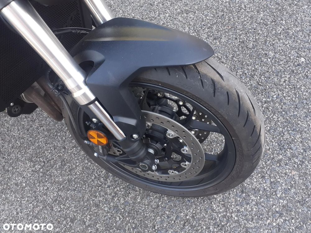 Honda CB - 18
