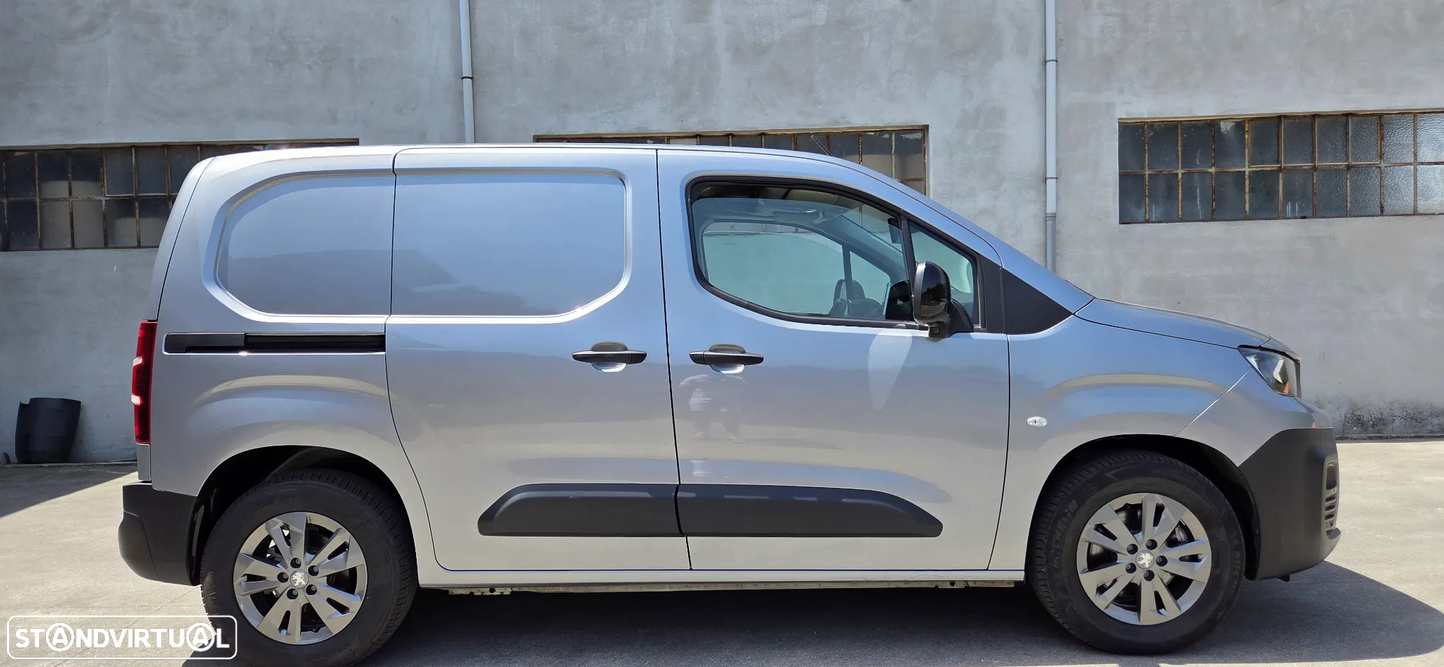 Peugeot e-Partner 50 kWh Premium - 2