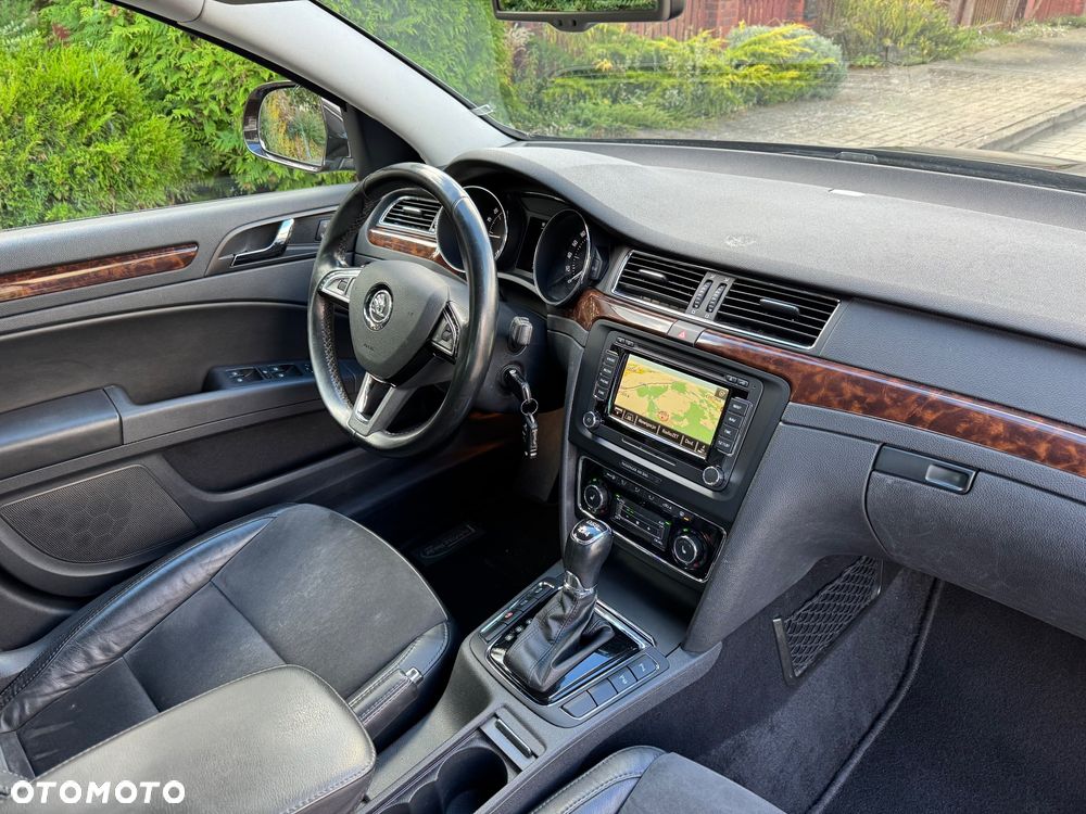 Skoda Superb 2.0 TDI 4x4 Elegance DSG - 12
