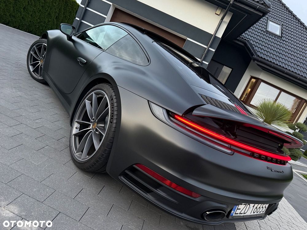 Porsche 911 Carrera S - 31