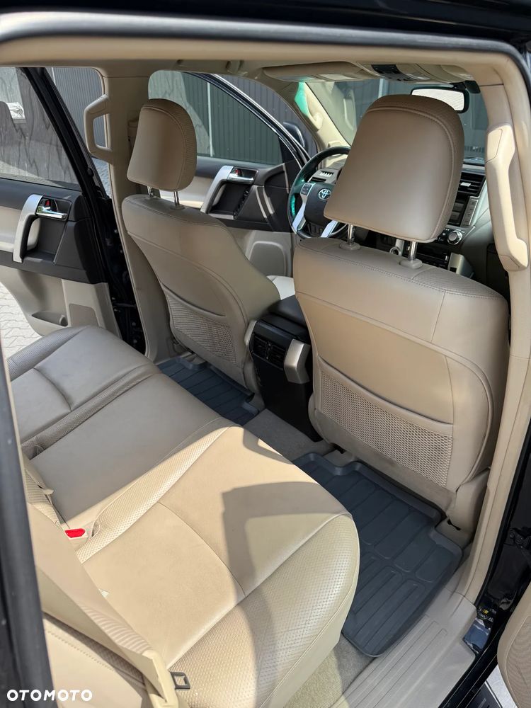 Toyota Land Cruiser LC 3.0 D-4D Prestige - 28