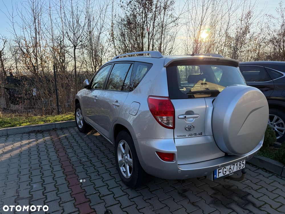 Toyota RAV4 2.0 4x4 - 2
