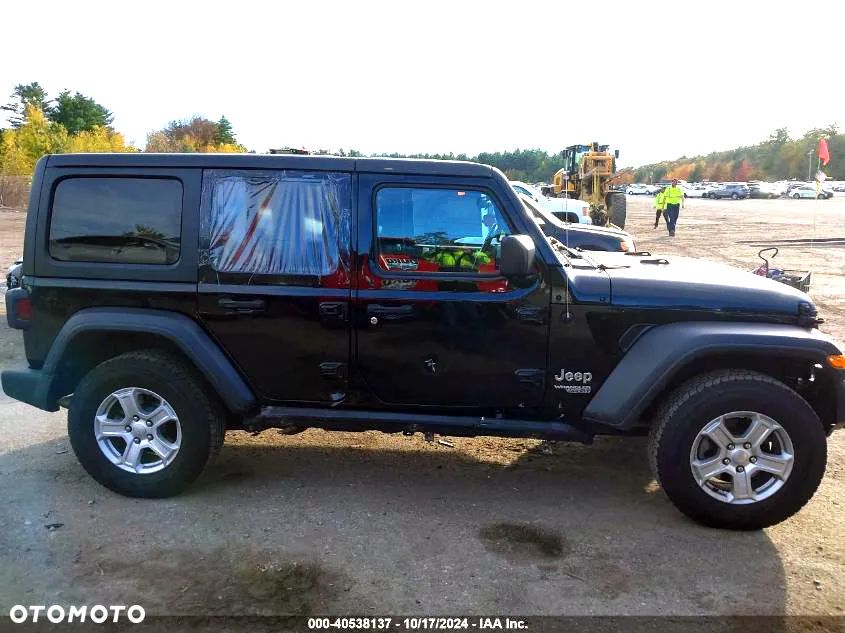 Jeep Wrangler 3.6 Unlim Black Edition II - 14