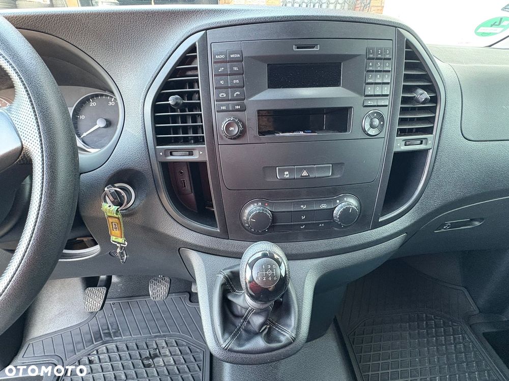 Mercedes-Benz Vito - 11