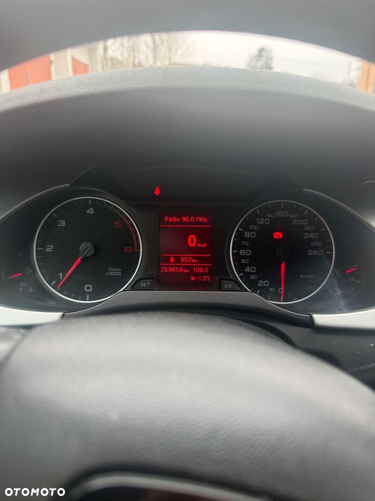 Audi A4 Avant 2.0 TDI - 6