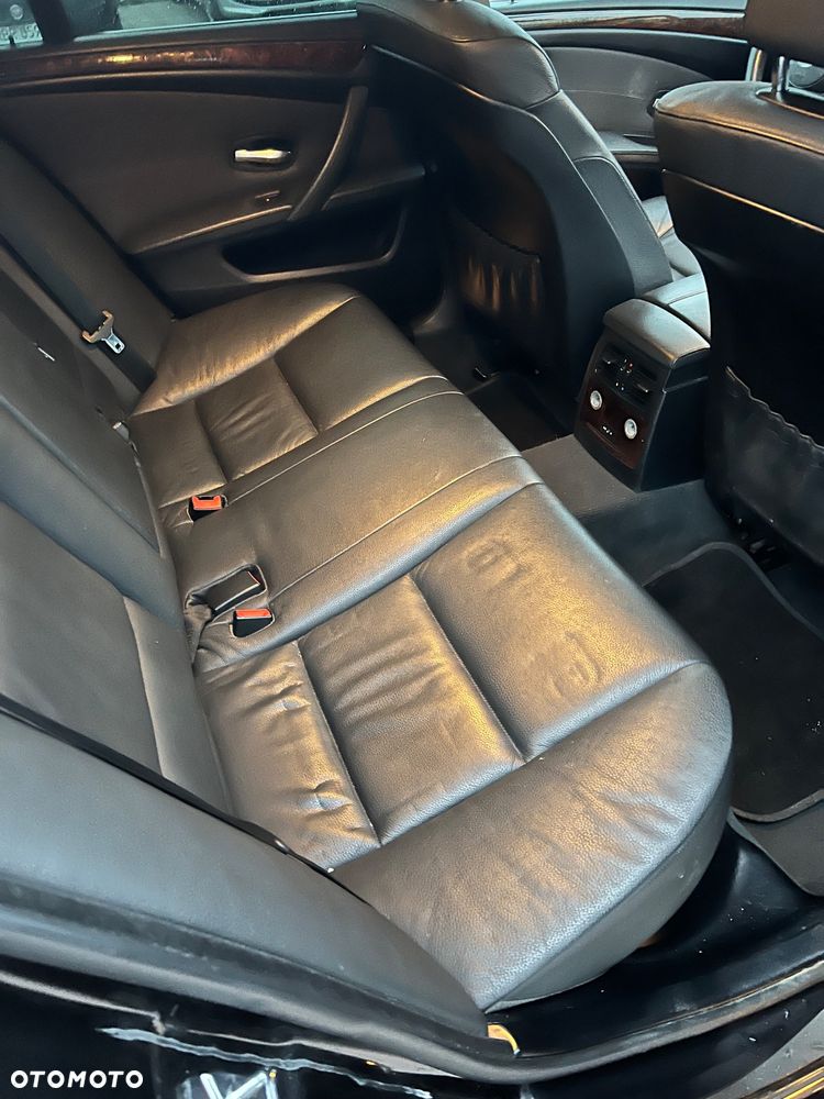 BMW Seria 5 520d - 5