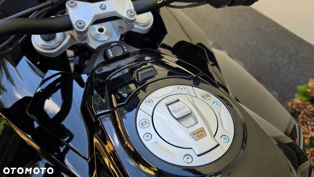 BMW XR - 10