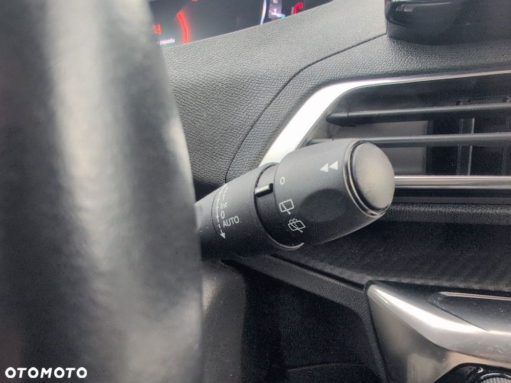 Peugeot 5008 1.2 PureTech Active Pack S&S EAT8 - 21