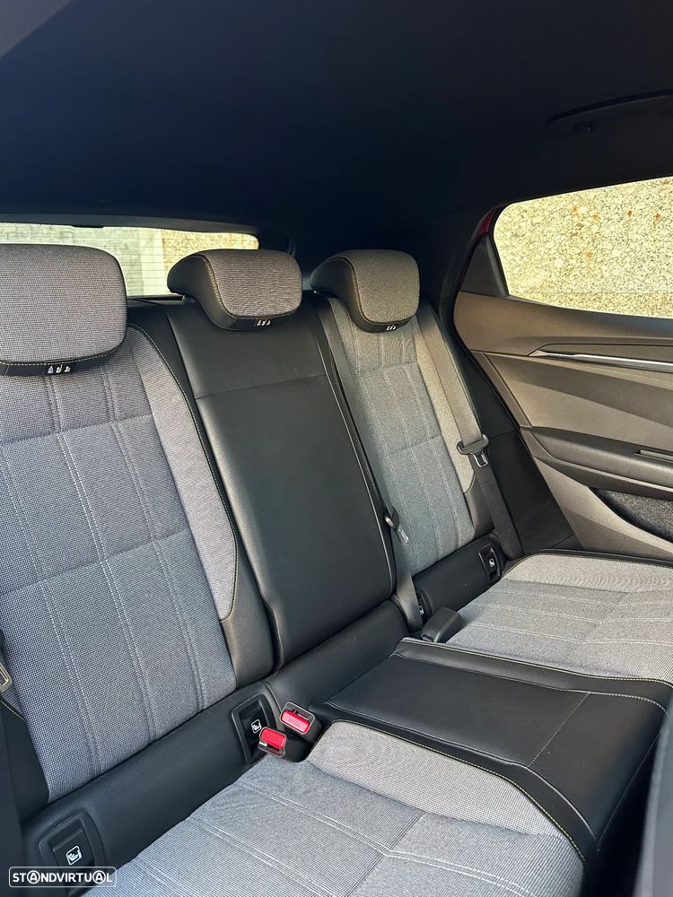 Renault Mégane E-Tech 220 Comfort Range Techno - 9