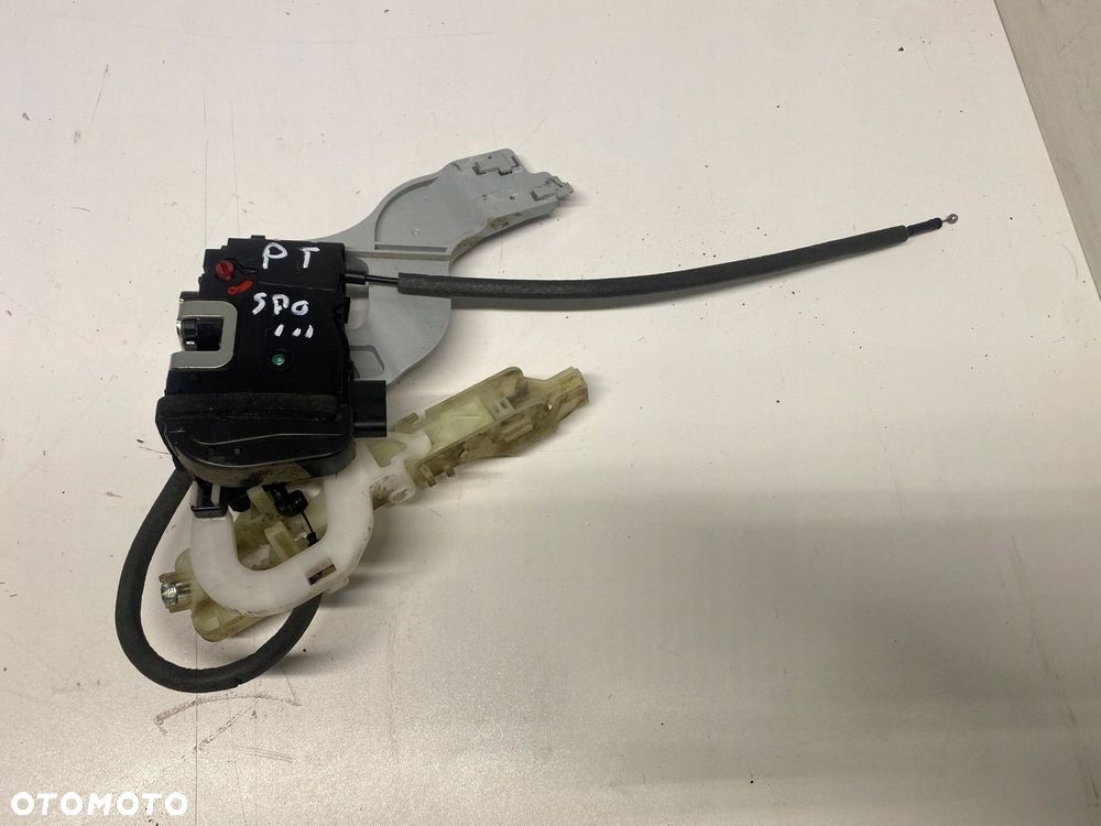 KIA SPORTAGE III ZAMEK DRZWI PRAWY TYŁ TYLNY 10-15 81420-3U000 - 1