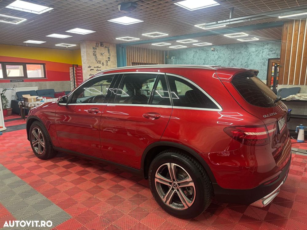 Mercedes-Benz GLC - 4