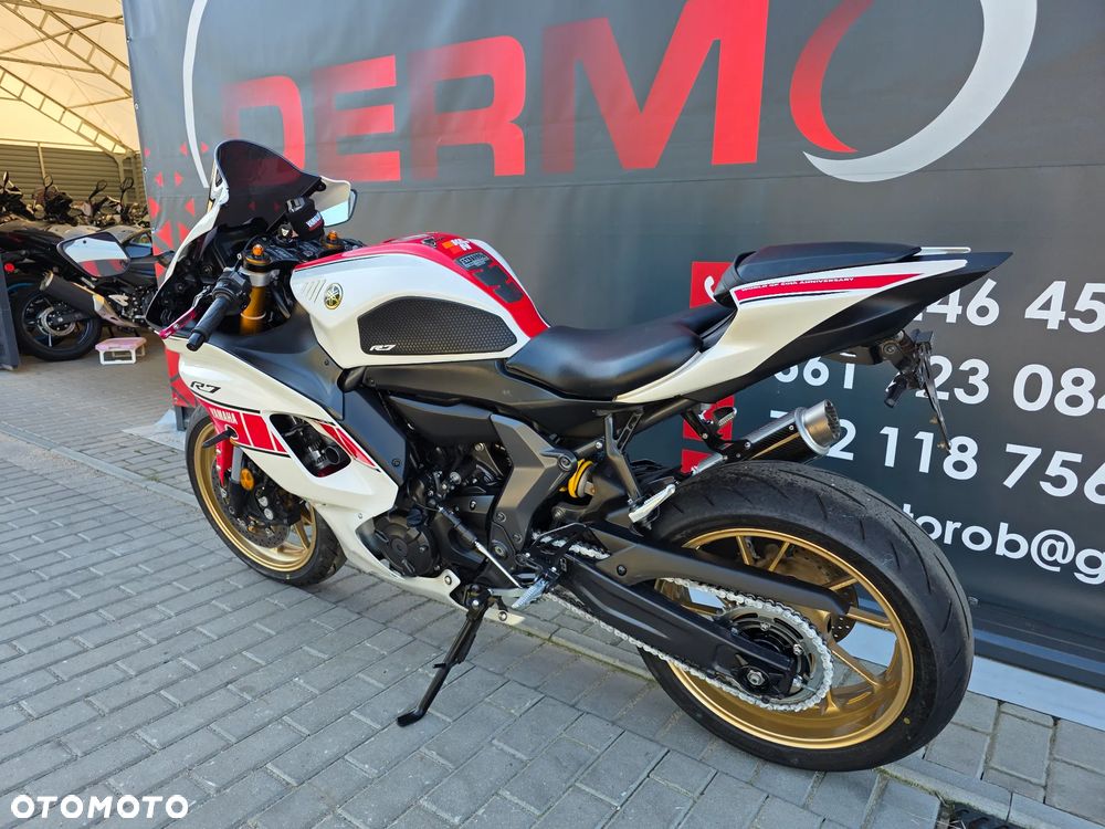Yamaha R7 - 3
