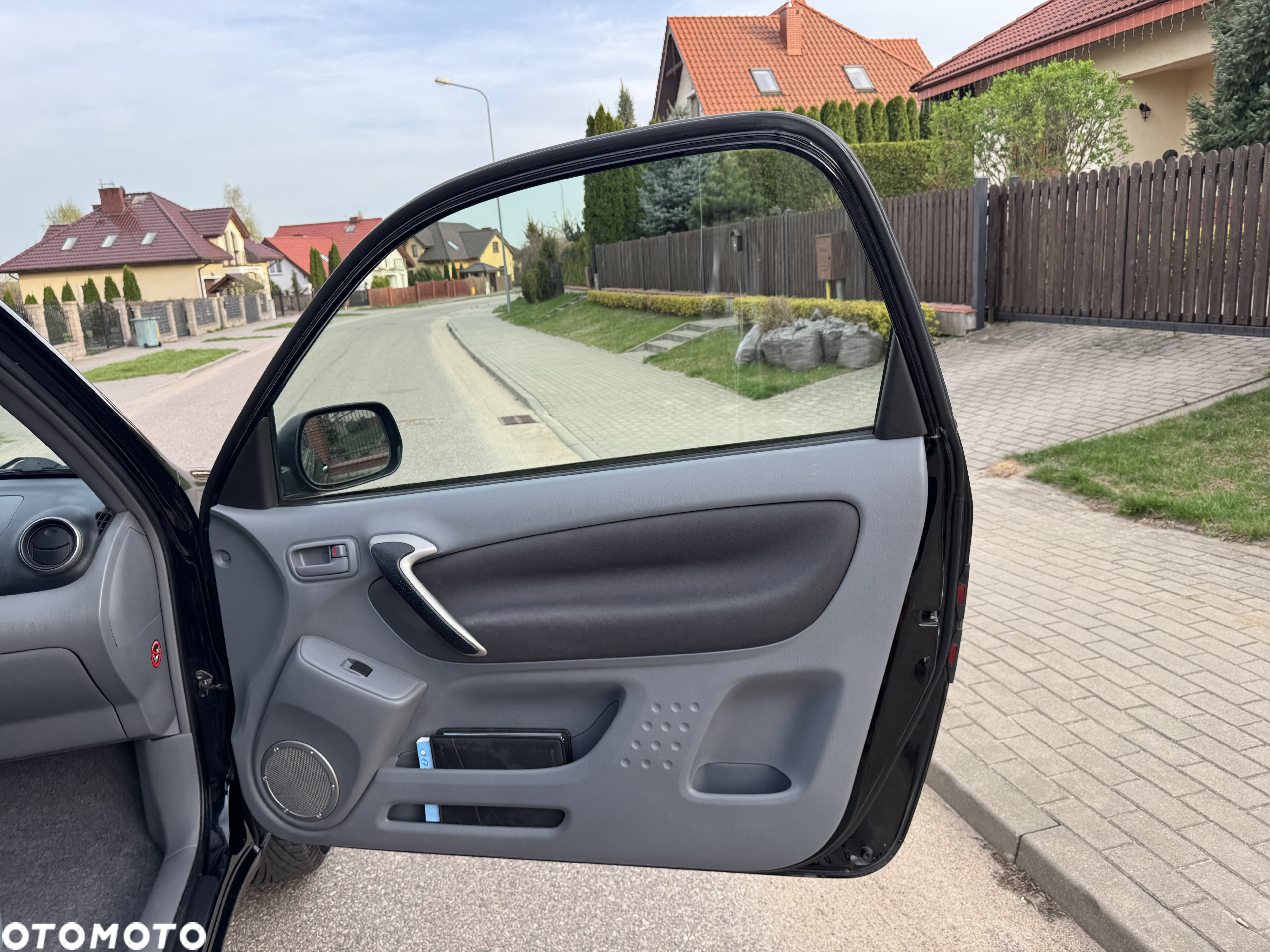 Toyota RAV4 1.8 VVT-i Luna 2WD - 23