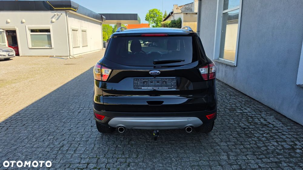 Ford Kuga 2.0 TDCi 4WD Titanium - 4