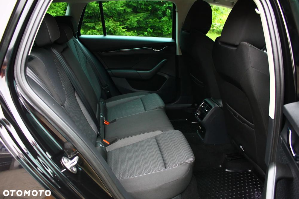Skoda Octavia 1.4 TSI DSG Style - 36