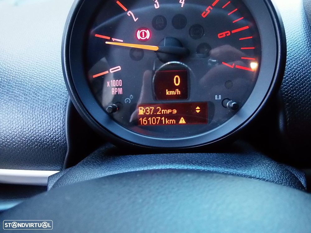 MINI Countryman Cooper D - 26