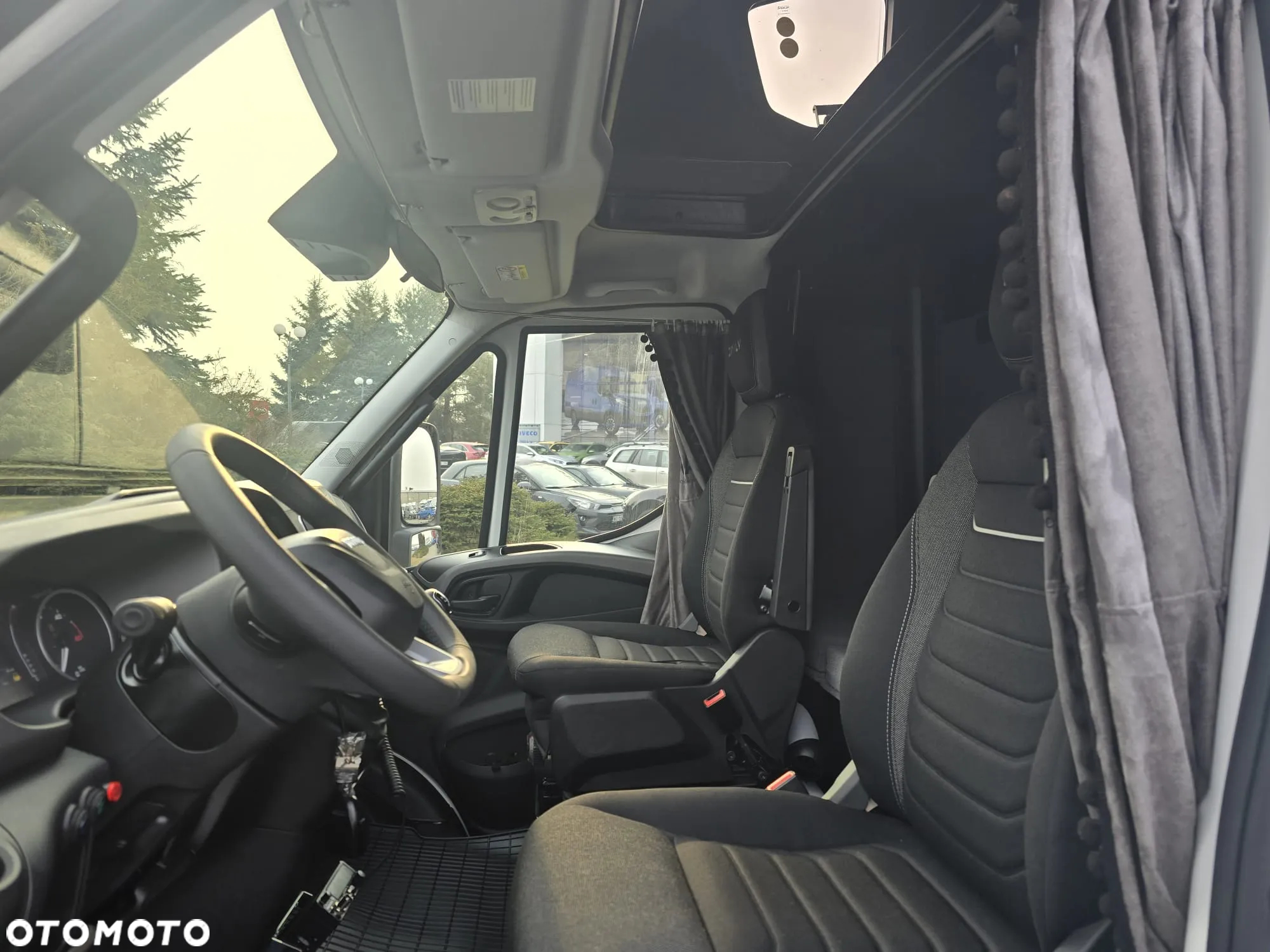 Iveco DAILY 70C18H - 16