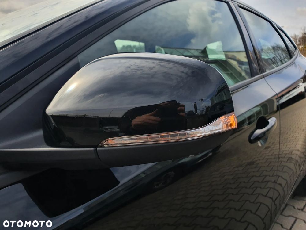 Volvo V40 D3 Kinetic - 13