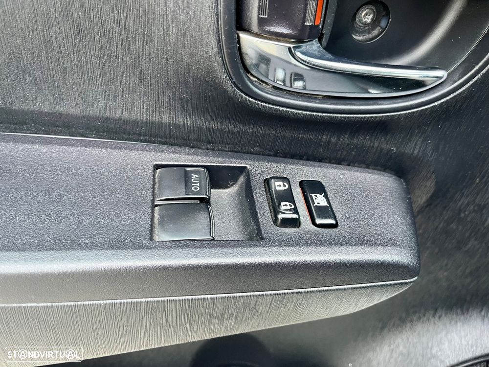 Toyota Yaris 1.4 D-4D ACtive+AC - 40