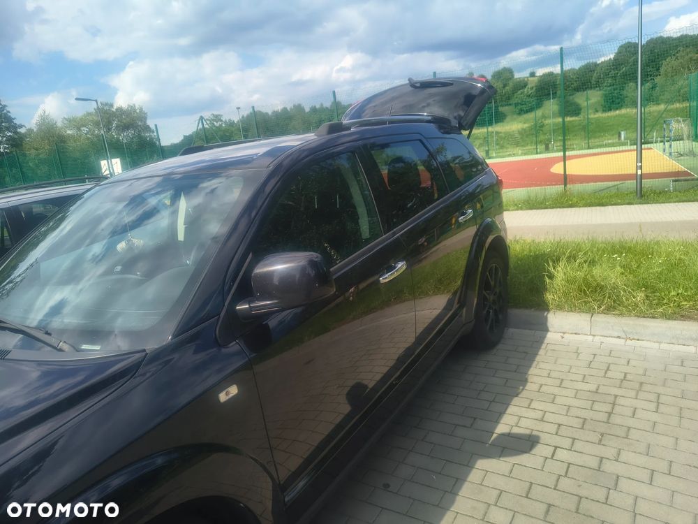 Fiat Freemont 2.0 Multijet Black Code AWD - 4