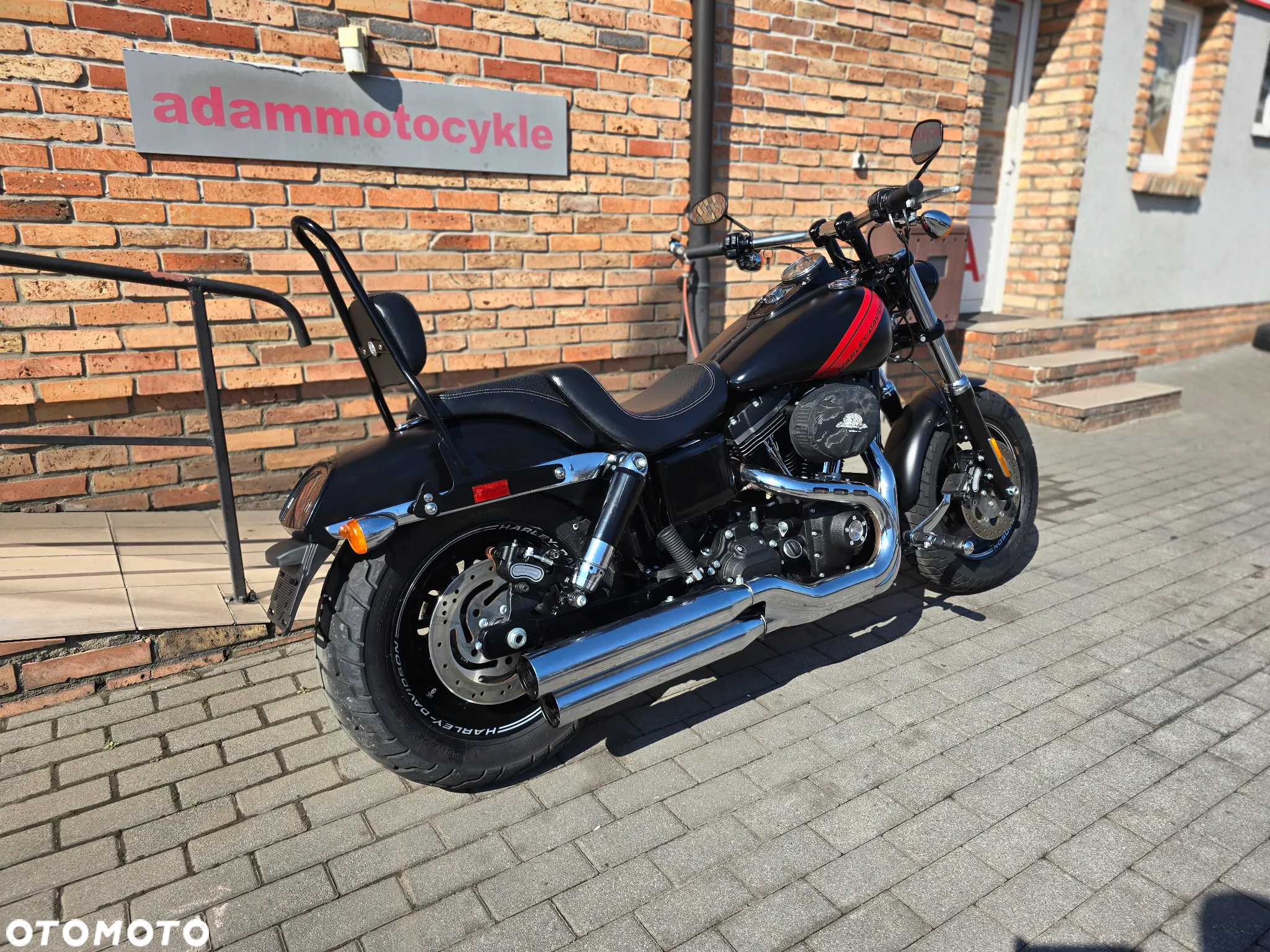 Harley-Davidson Dyna Fat Bob - 2
