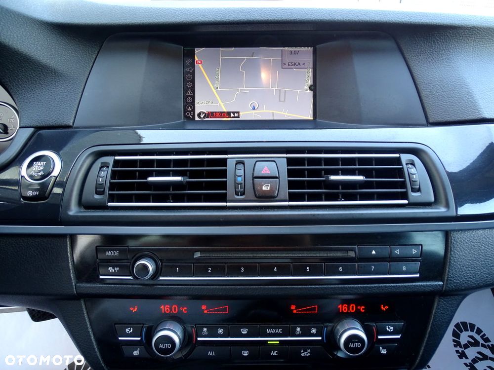 BMW Seria 5 528i xDrive Sport-Aut - 19