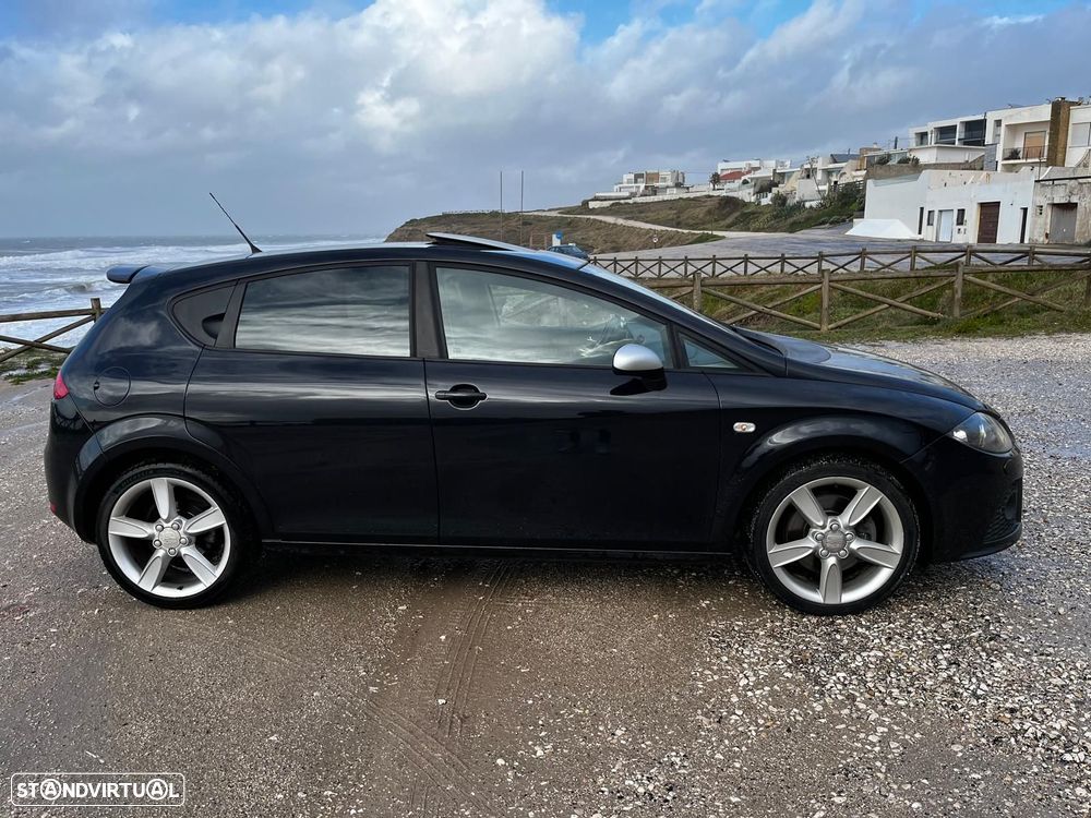 SEAT Leon 2.0 TDI FR - 1