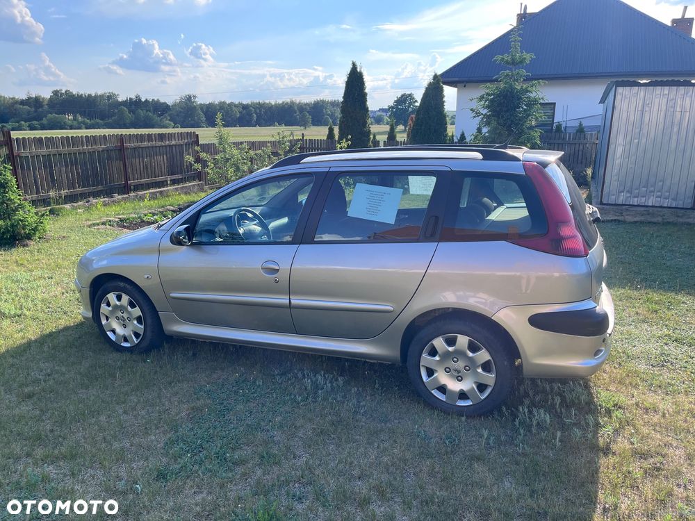 Peugeot 206 1.6 HDI Trendy - 1