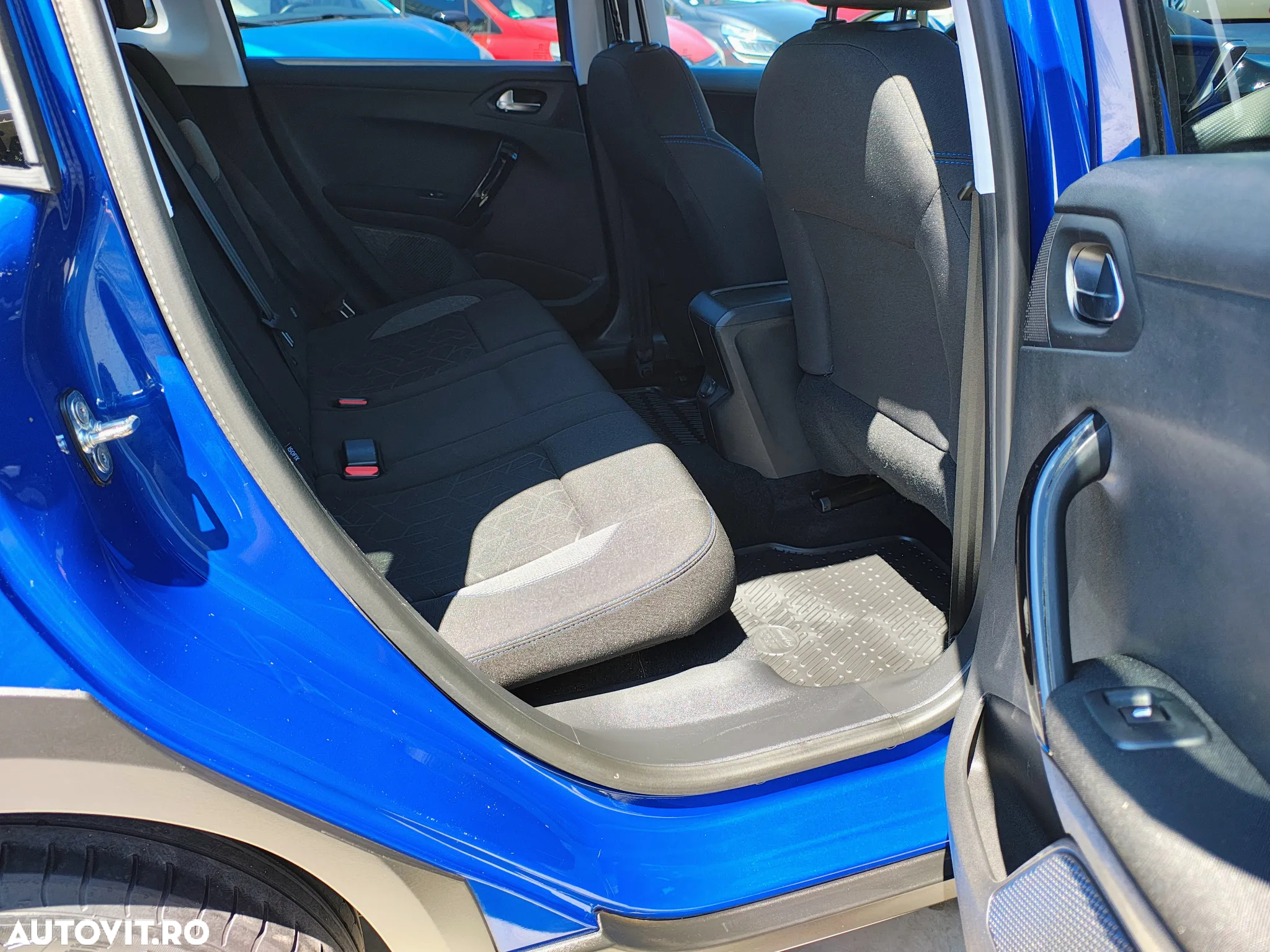 Peugeot 2008 PureTech 110 GPF Stop&Start EAT6 Style - 9