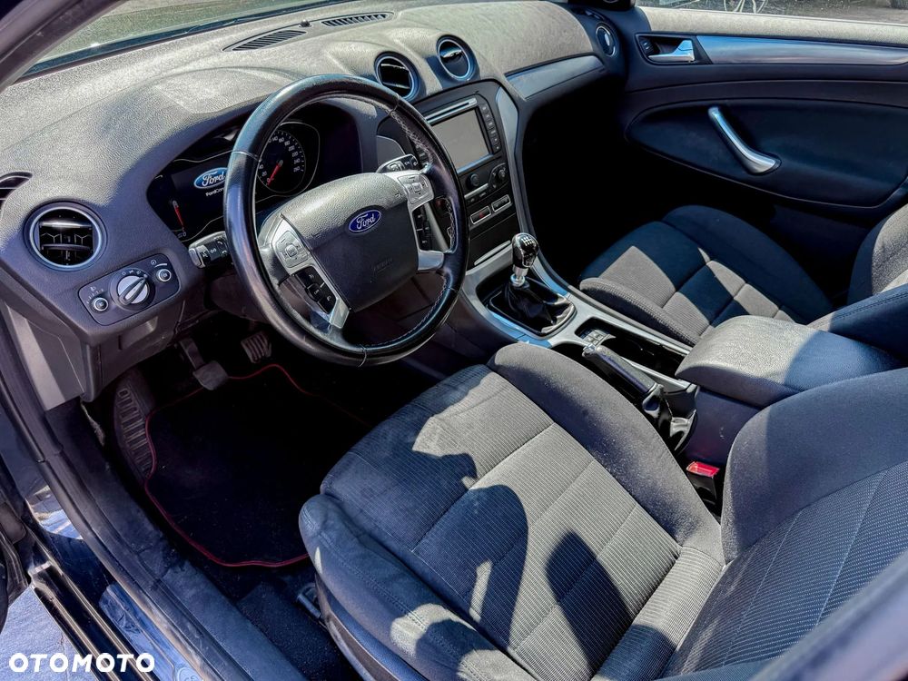 Ford Mondeo 2.2 TDCi Titanium - 9