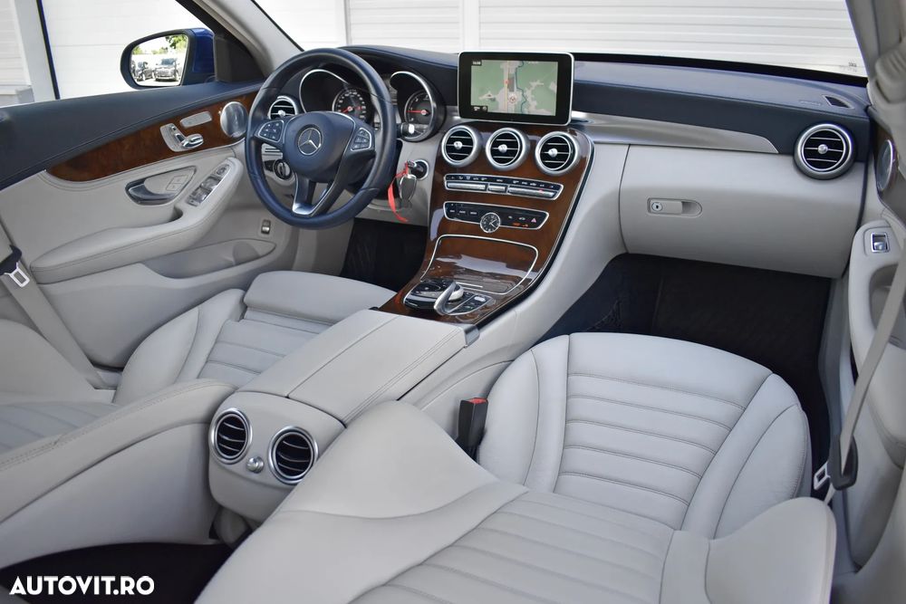 Mercedes-Benz C - 15